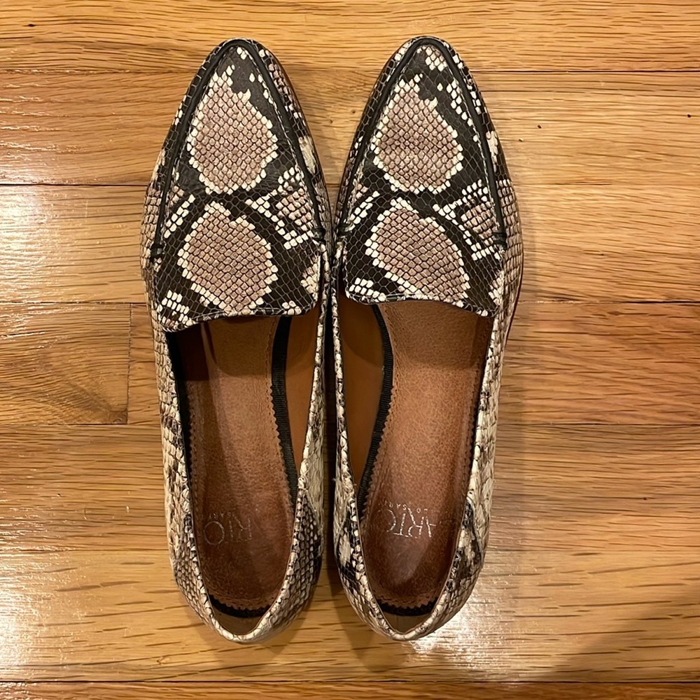 Franco Sarto Flats